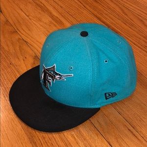 Used New Era Florida Marlins Fitted Hat Size 7 5/8